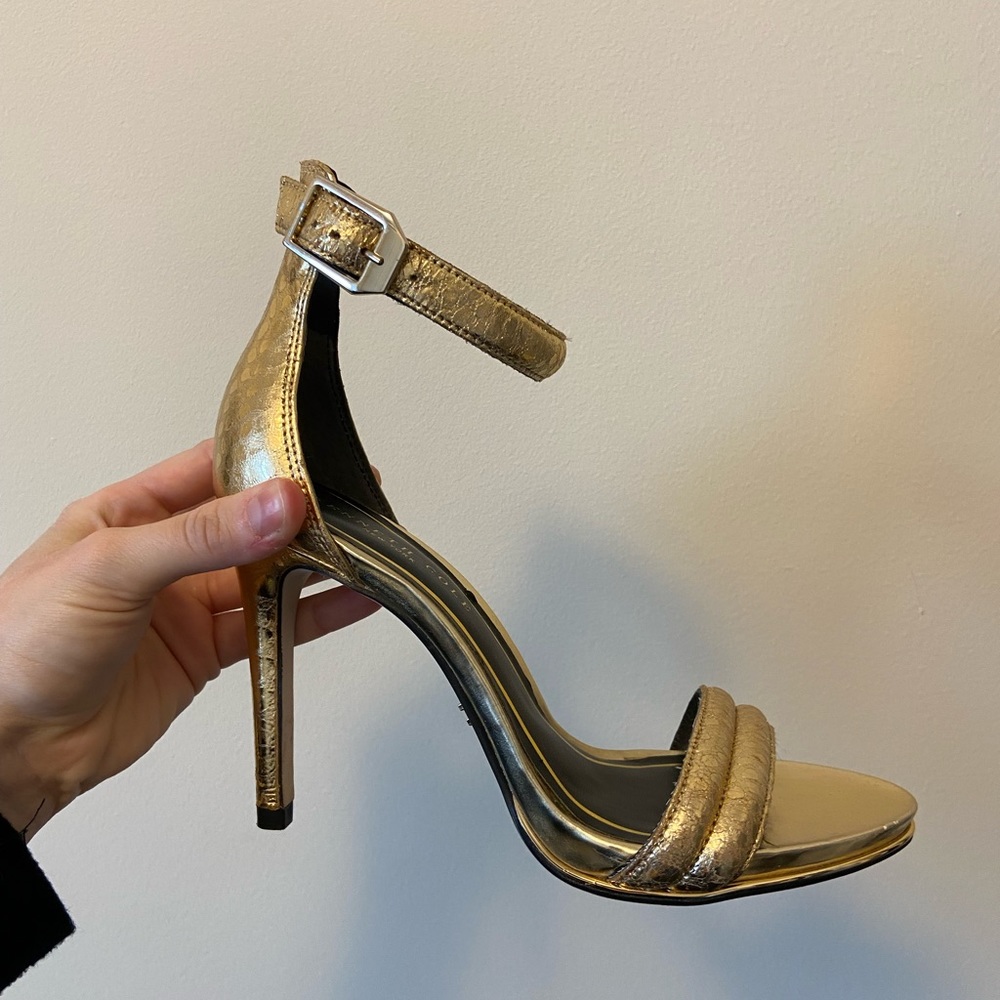 Sexy gold Kenneth Cole sandal